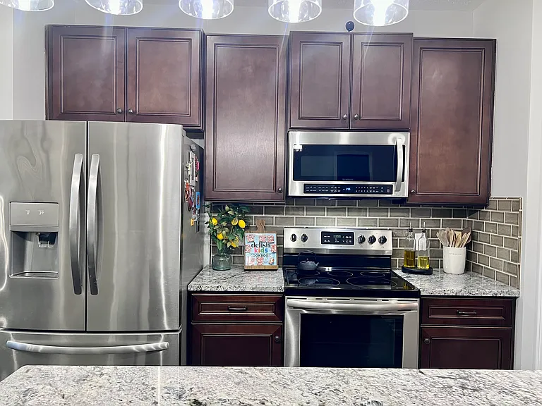 9660 Hollow Pine Dr — Photo 22