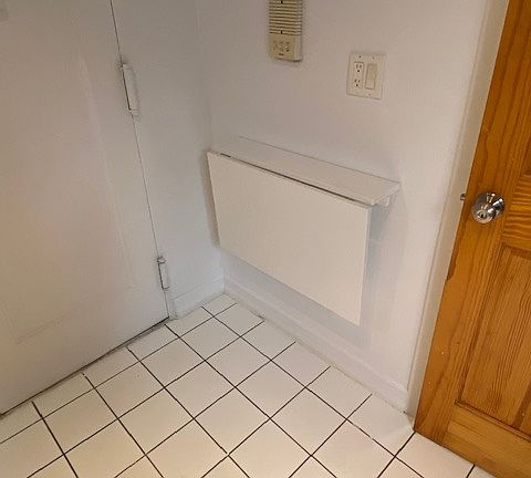 4th image of 236 E 13th St APT 16
