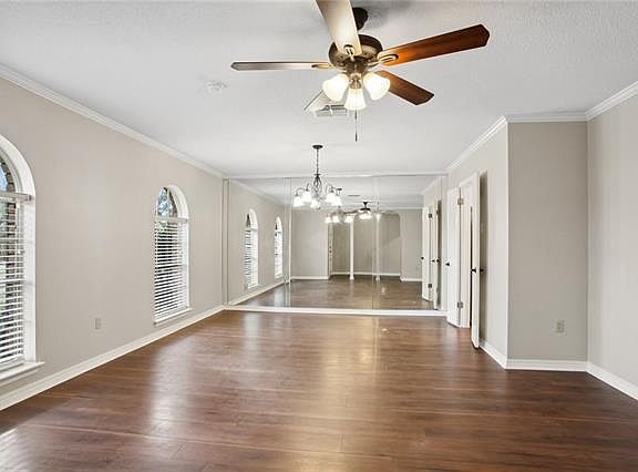 2nd image of 4712 Southshore Dr