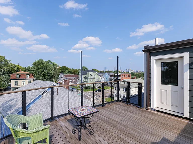 66 Hooker St #66 — Photo 26