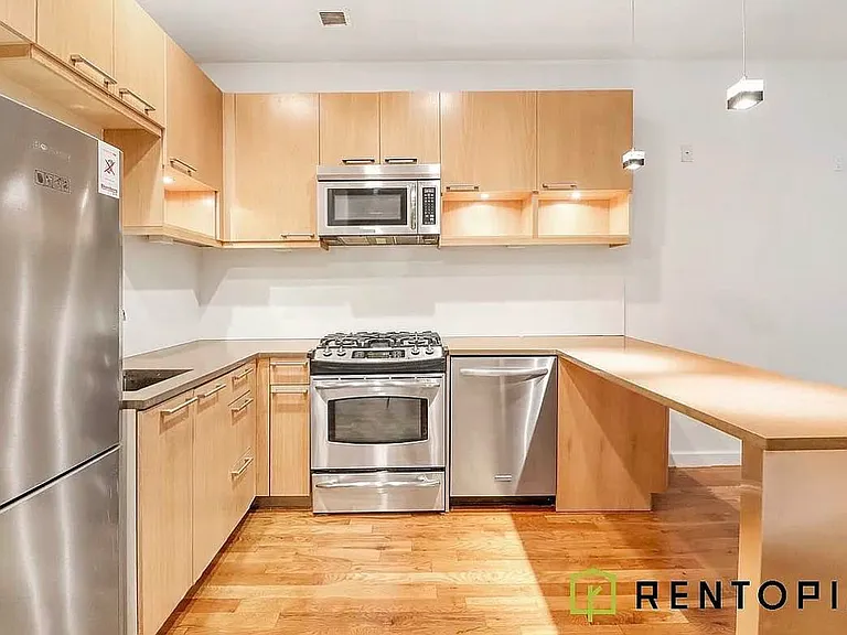330 E 119th St #104B — Photo 8