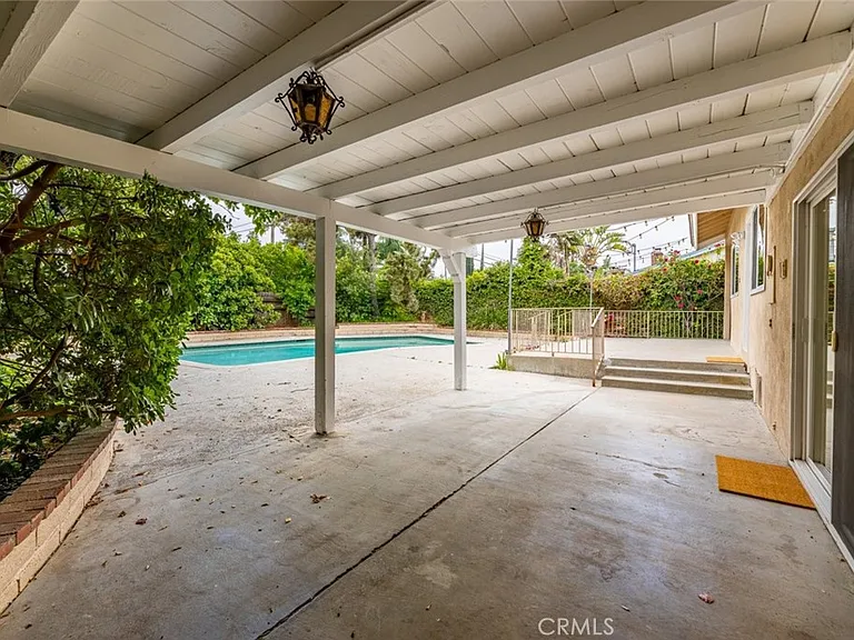19834 Haynes St — Photo 33