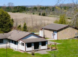5980 Lakeview Dr, Port Hope, MI 48468