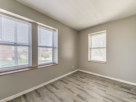 4th image of 3866 McRee Ave #1E