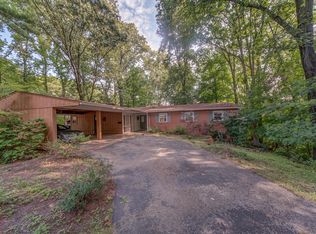 9 Powder Mill Rd, Belleville, IL 62223