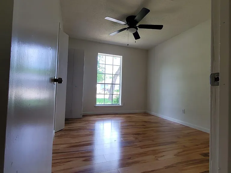 3418 Hummingbird Ln — Photo 17
