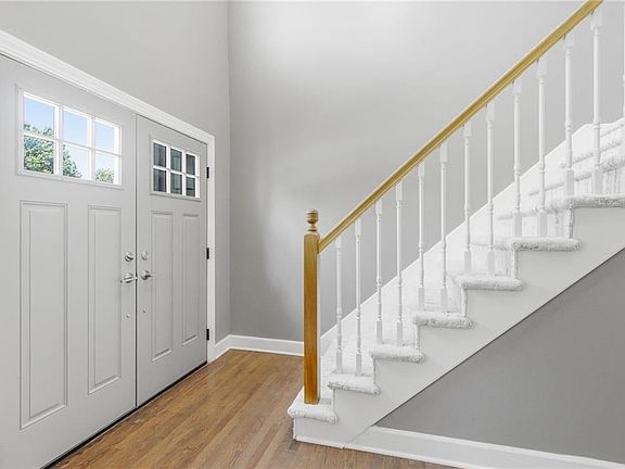 5th image of 12459 Benson St