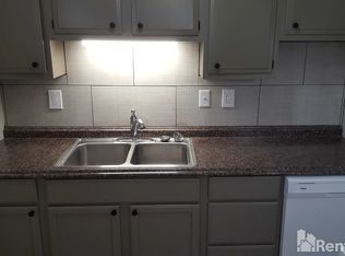 10316 Greentree Ln APT 3, Louisville, KY 40272