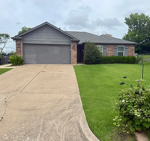 3029 Village Dr Photo 1 3029 Village Dr Photo 1