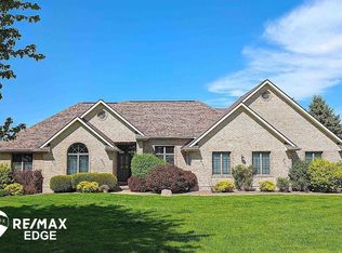 9445 Creek Bend Trl, Davison, MI 48423