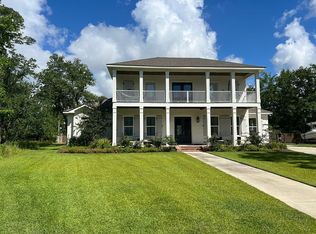 10978 Channelside Dr, Gulfport, MS 39503