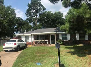 802 S Mobile Ave, Russellville, AR 72801