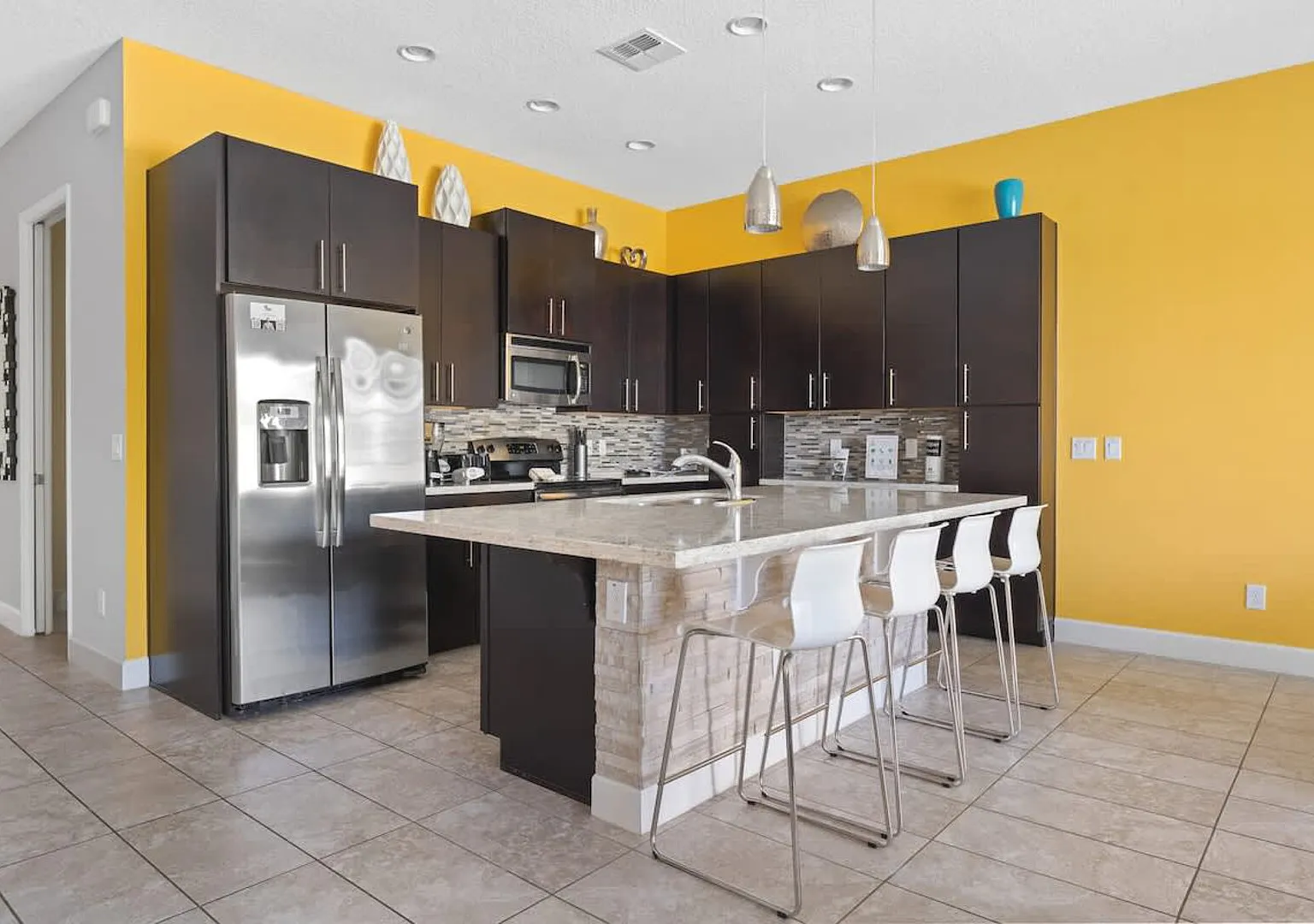 Comfortable Vacation Home up to 10 People — Photo 4