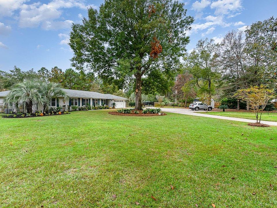 605 Brace Dr, Pawleys Island, SC 29585 | Zillow