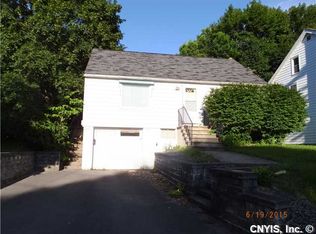 209 Monticello Dr S, Syracuse, NY