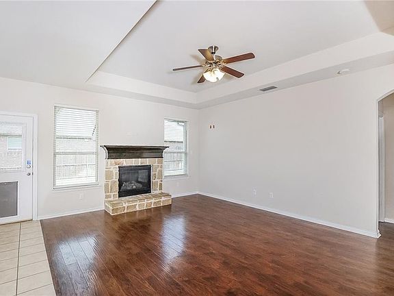 3rd image of 708 Green Coral Dr