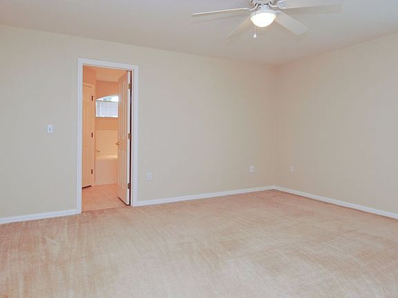 4th image of 3327 Imperial Manor Way
