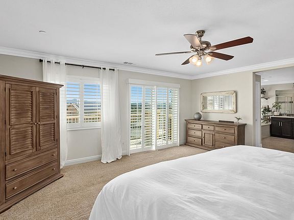 4th image of 1042 Bellingham Dr