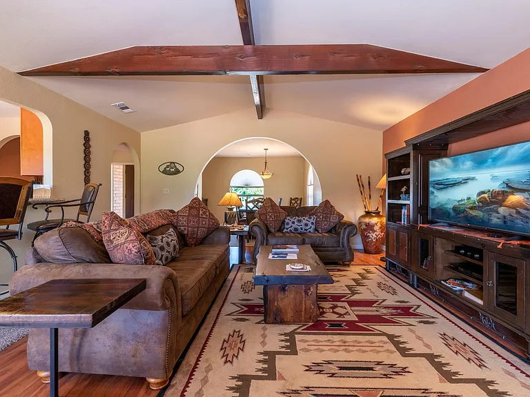 625 Deer Pass Dr — Photo 15
