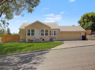 890 Barclay St, Craig, CO 81625