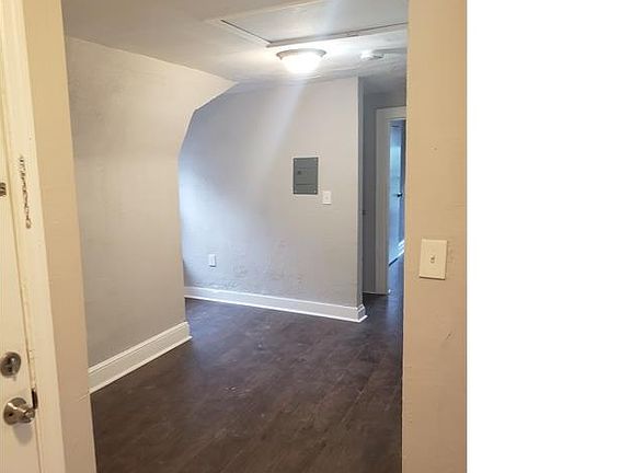 5th image of 261 Amherst St APT 3