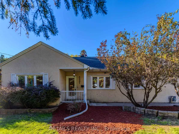 3021 Richmond Rd, Ottawa, ON K2B 6S6