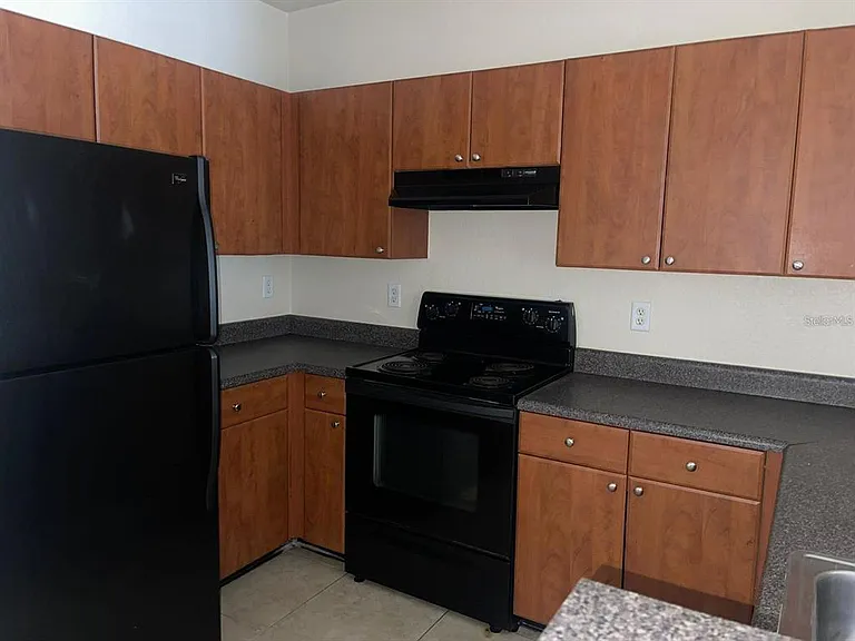 202 E South St #2038 — Photo 20