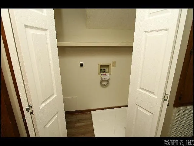 208 S Linden St #A — Photo 6