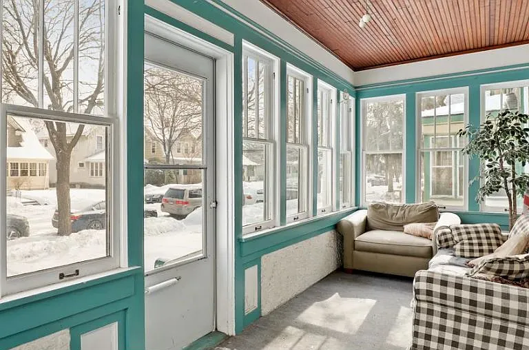 porch for sharing with owner