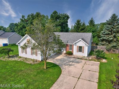 8052 Rose Ln, Goodrich, MI, 48438