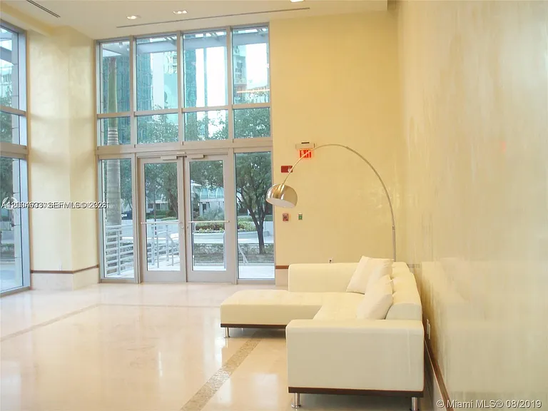 1060 Brickell Ave #1409 — Photo 13