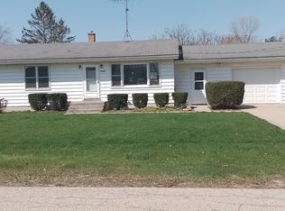 39360 N McAree Rd, Beach Park, IL 60099