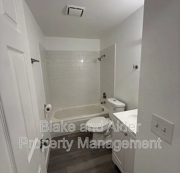3805 NE 152nd Ave — Photo 6