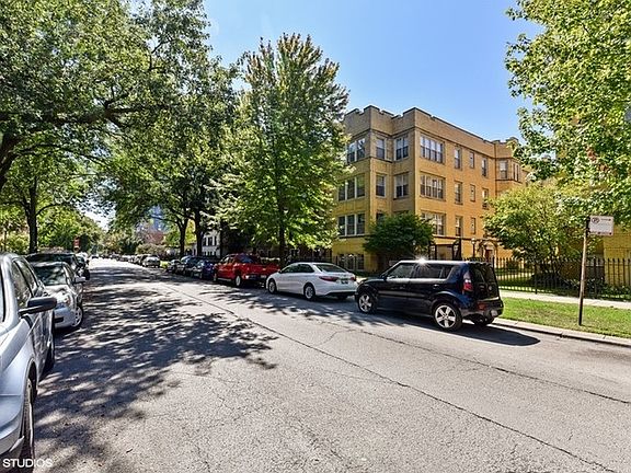 2nd image of 5456 S Cornell Ave APT 3E