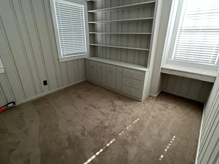 Upstairs bedrm #1