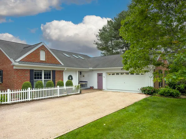 1274 Maury River Rd, Lexington, VA 24450