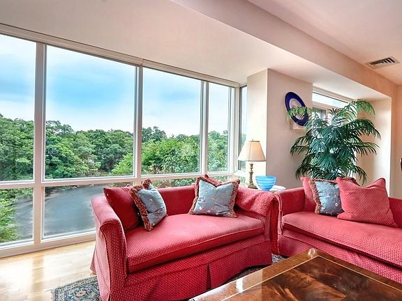5th image of 88 Wharf St Unit 312