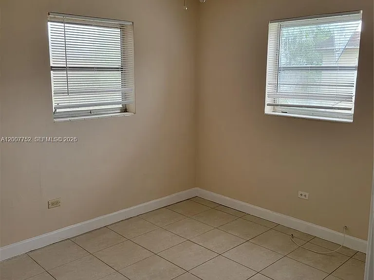 6856 NW 12th St — Photo 13