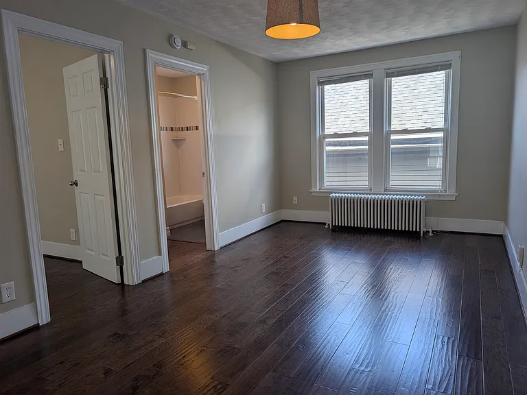 100 York St Apartments — Photo 9
