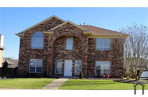2432 Waterloo Ln Photo 1