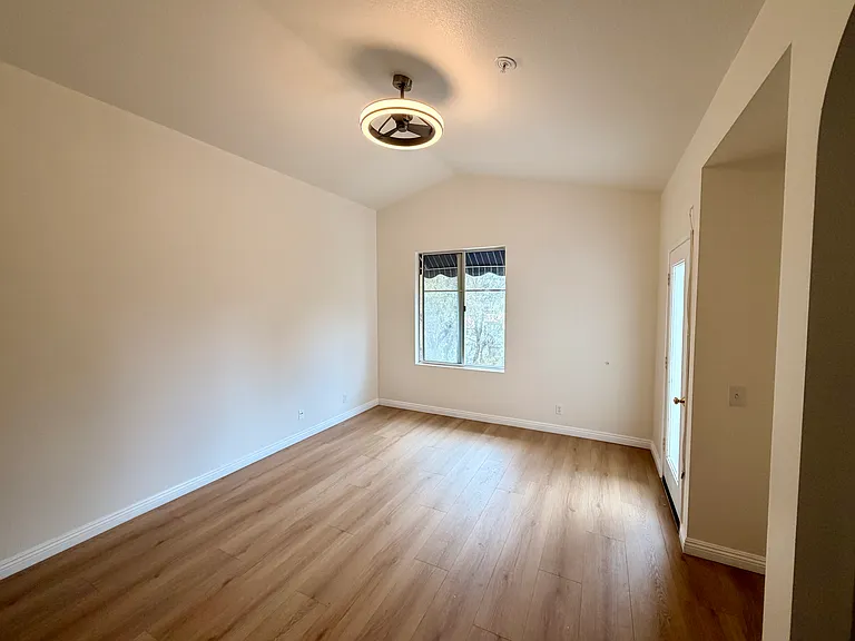 35 Coronado Cay Ln — Photo 19