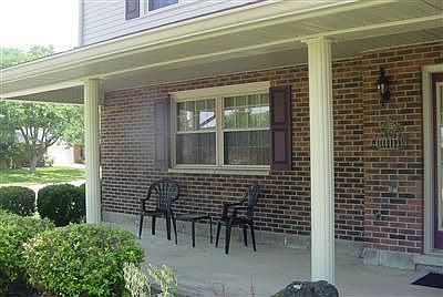 3rd image of 401 Edgebrook Ave