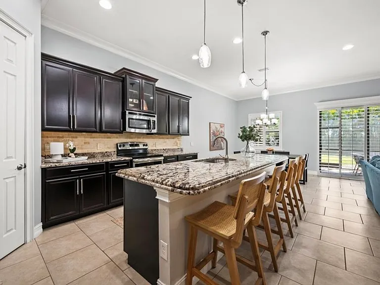 11119 Saint Roman Way — Photo 33