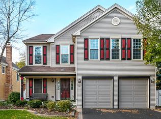 18 Millers Ln, Mount Prospect, IL 60056