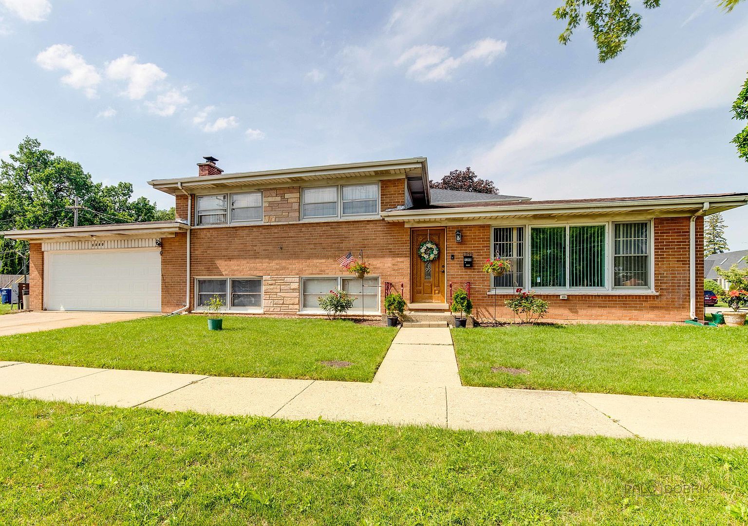 1340 Howard Ave, Des Plaines, IL 60018 Zillow