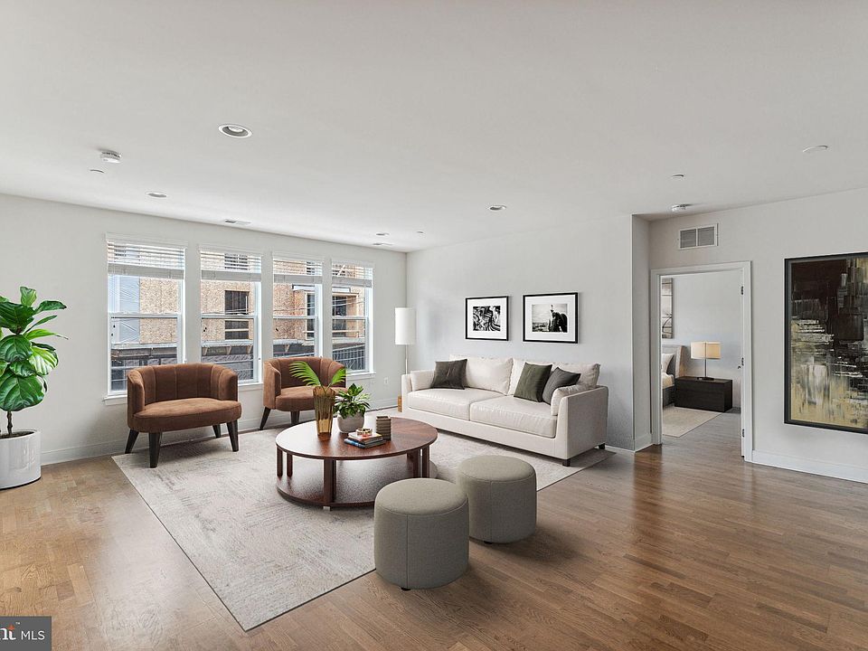 1st image of 600 S 24th St Unit 214