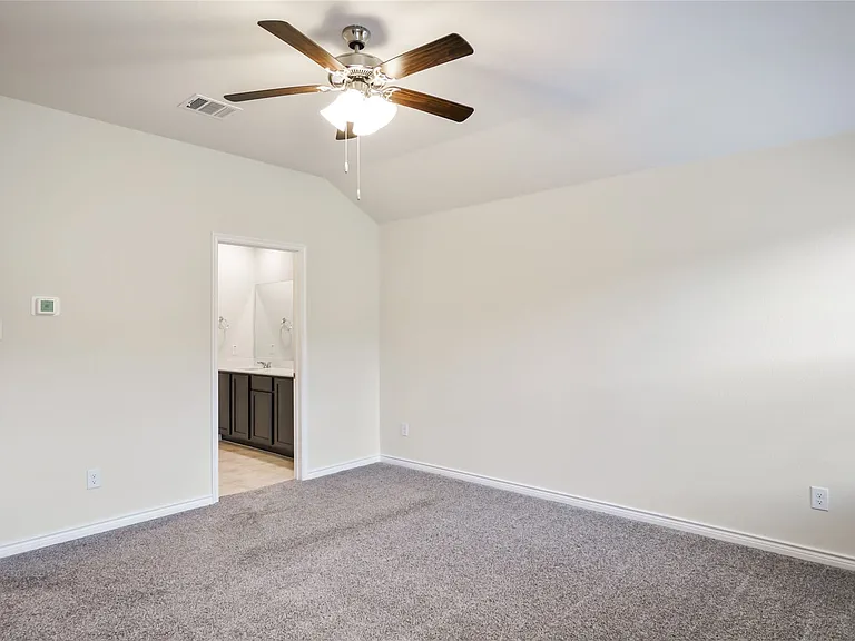 2638 Azaleas Run Dr — Photo 18