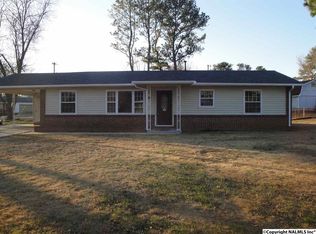 702 Betty St SW, Decatur, AL 35601