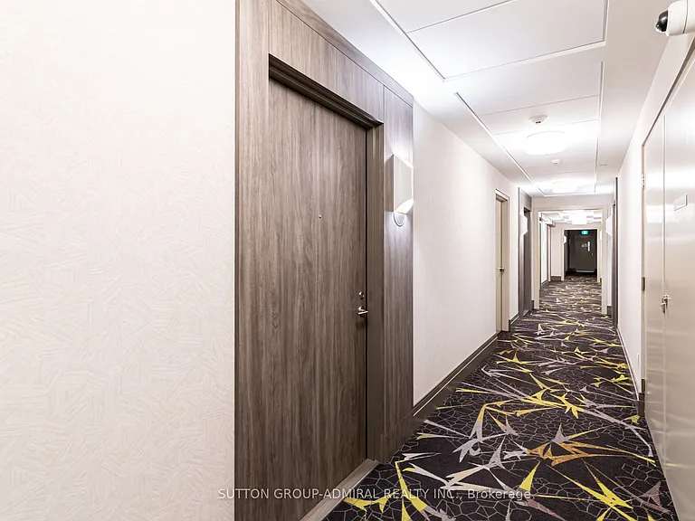 20 Gatineau Dr #1010 — Photo 24
