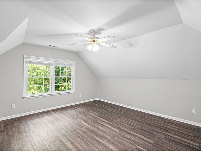 11355 Vedrines Dr — Photo 34